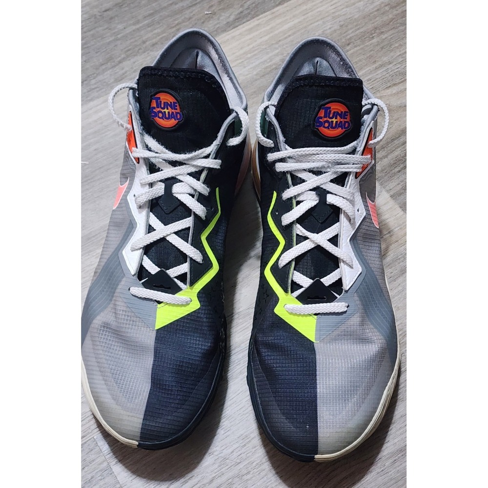 Nike Men's LeBron XVIII 18 Low Tune Squad Bugs x Marvin CV7562 005 Size 15
